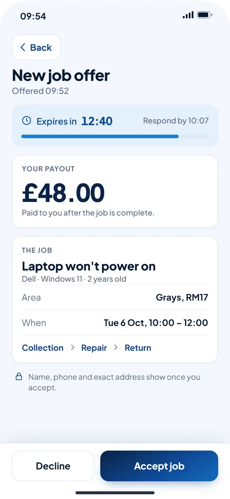 Technician app: a new job offer with a countdown, the area and the technician's payout